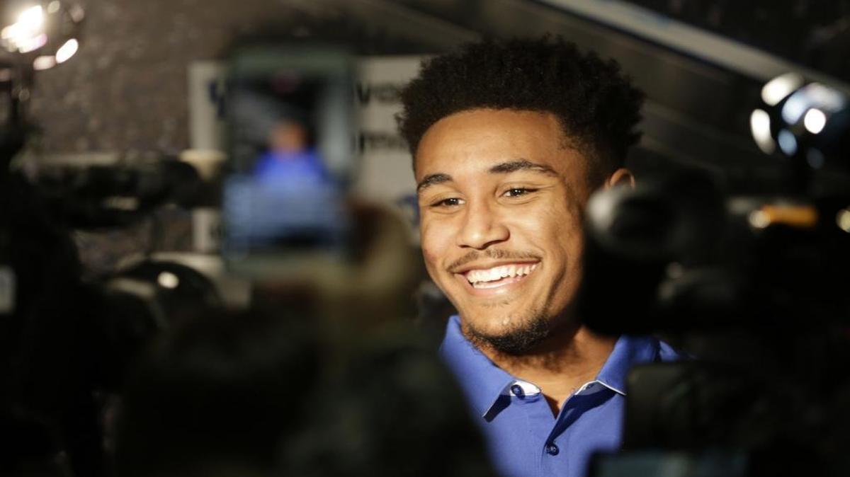 Kentucky freshman Clevan Thomas said, “Receiver just stuck out to me. I loved it. I love the craft, the work. I fell in love with that position.”