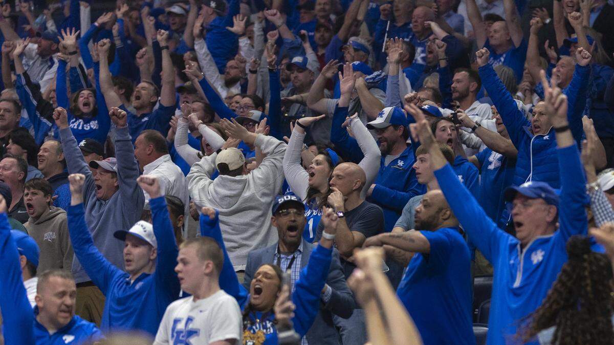 Following the Kentucky basketball team to Milwaukee? How to get NCAA Tournament tickets