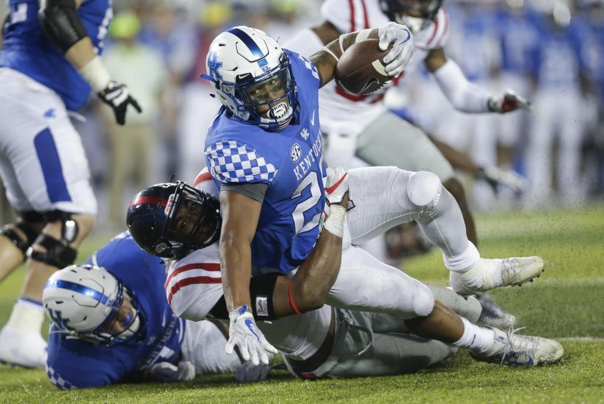 Benny Snell carried the ball 28 times for 178 yards and three touchdowns last Saturday against Ole Miss.