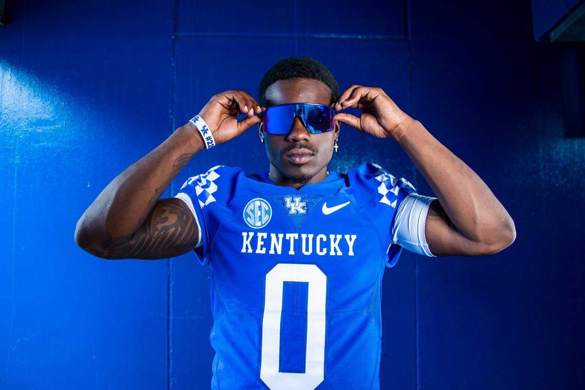 In 34 career games, senior running back Kavosiey Smoke has totaled 233 carries for 1,306 yards and 12 touchdowns.