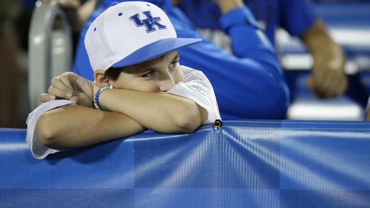 A UK fan watched the painful final seconds of the Wildcats’ loss.