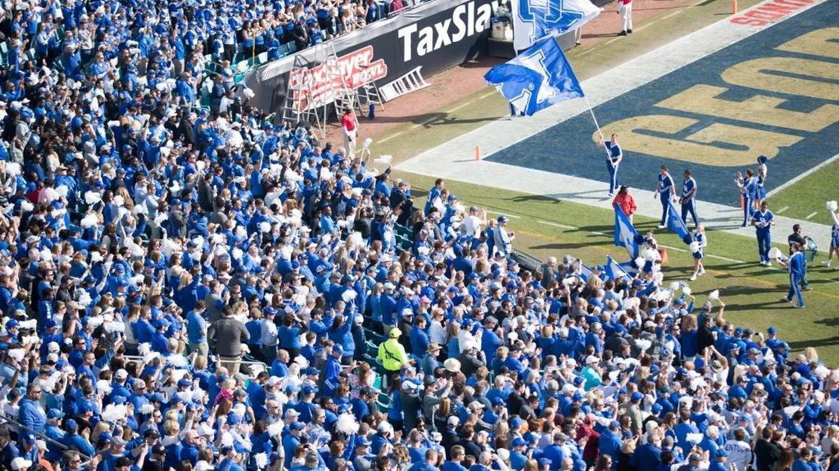 Kentucky fans were in the majority at the TaxSlayer Bowl at Everbank Field on Saturday Dec. 31, 2016 in Jacksonville, Fla.