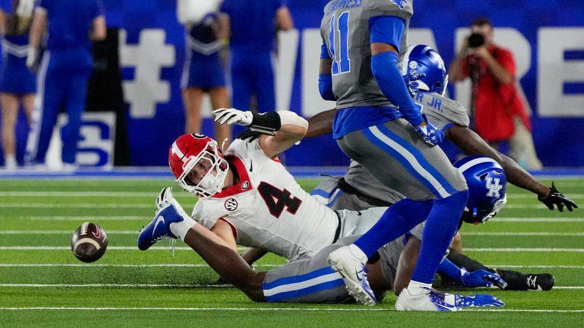 Kentucky football opponents have fumbled seven times this season, but the Wildcats have not recovered any of those miscues.