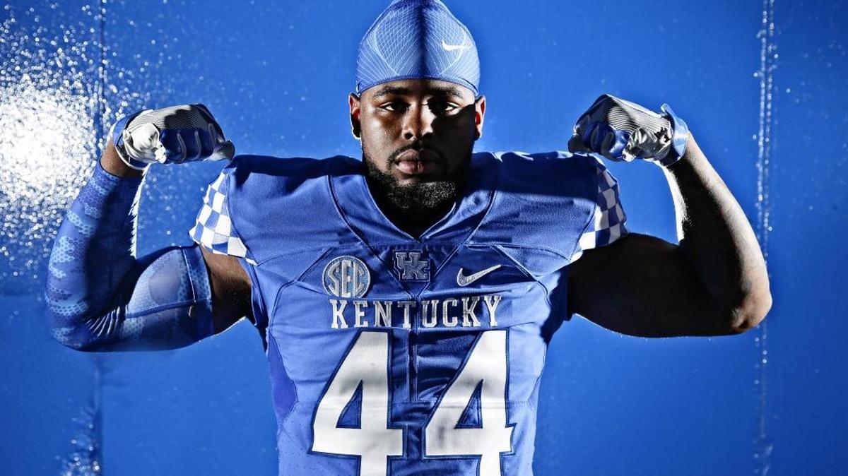 “All my loved ones that passed away, they’d all want me to play football and continue in school,” De’Niro Laster said. “This is my outlet. Football is how I get through it all.”