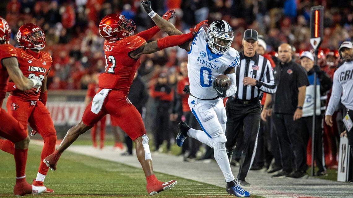 Who starts at running back, left tackle? Projecting Kentucky football’s depth chart.