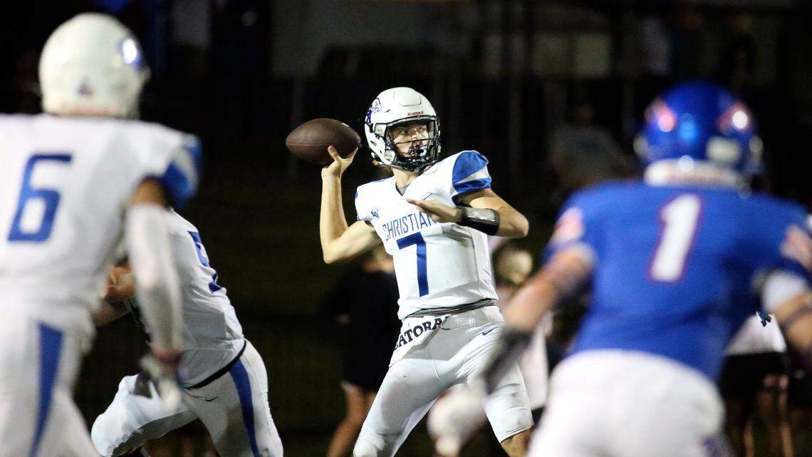 Lexington Christian’s Cutter Boley (7) is one of Kentucky football’s top quarterback targets for the class of 2025, but it is unclear if the Wildcats will sign a high school quarterback before then.