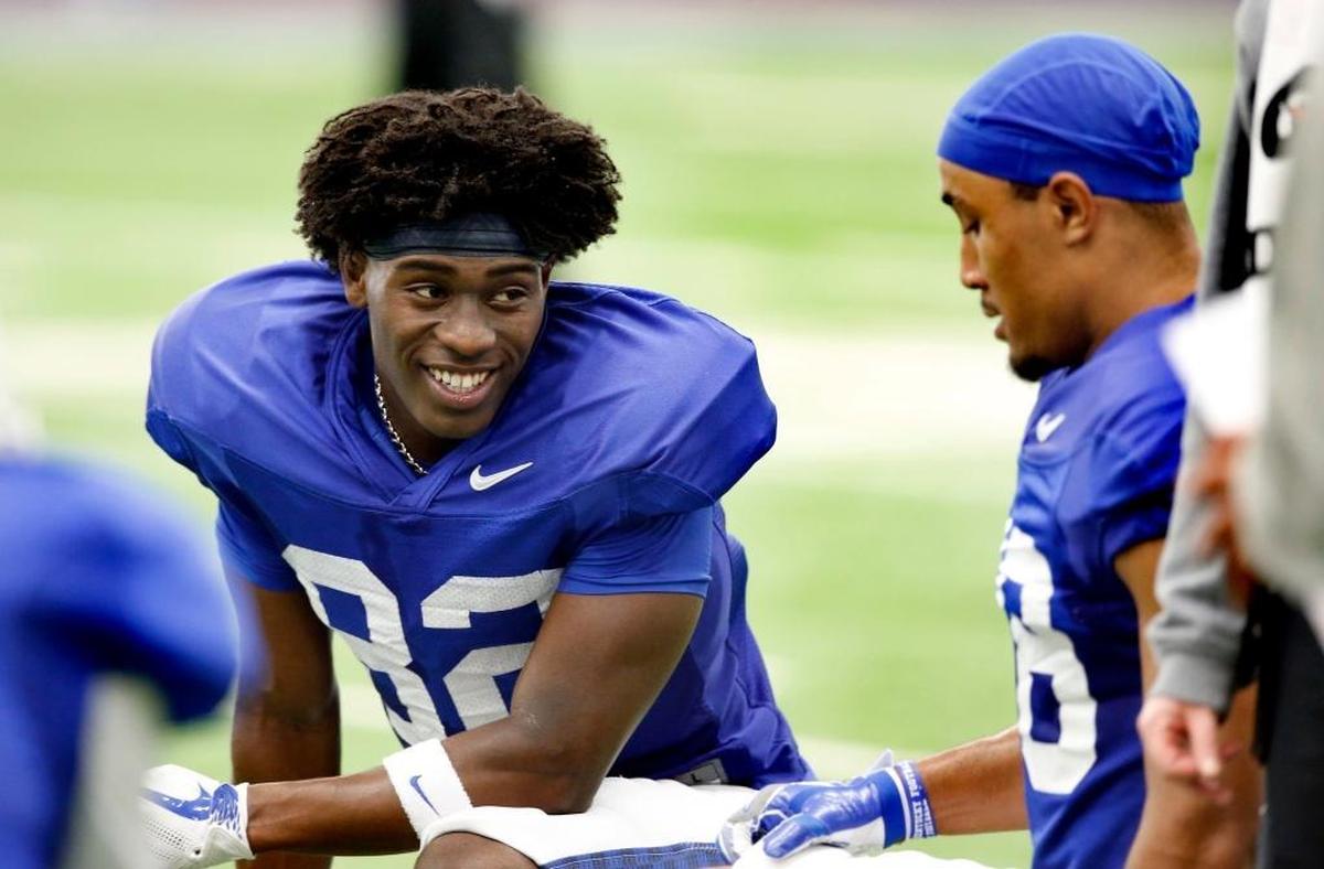 Kentucky wide receiver Josh Ali (82) caught 10 passes last season as a sophomore.