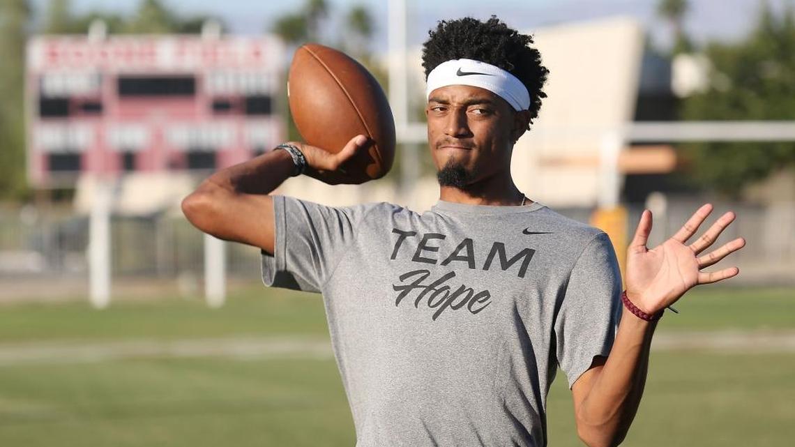 College of the Desert (Calif.) quarterback Stephen Johnson II will join Kentucky this spring after passing for 34 touchdowns in the 2015 season.