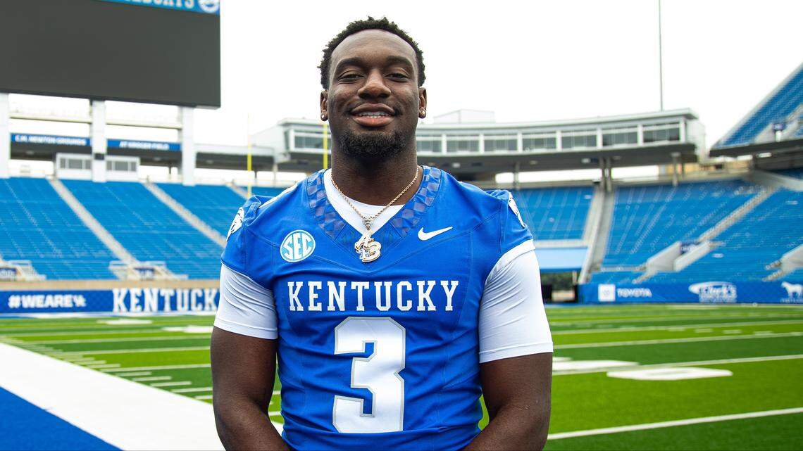 Alex Afari wanted to play ‘real football,’ but now he’s an emerging SEC star