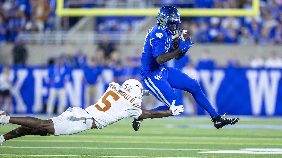 Kentucky wide receiver Hardley Gilmore IV (17) has shown promise but has lacked consistency. His development is a key storyline in the second half of the Wildcats’ season. 