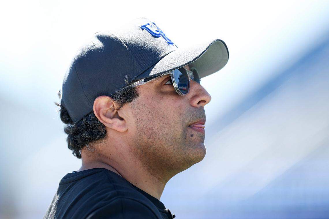 Coordinator Bush Hamdan’s Kentucky football offense has scored just four touchdowns in four SEC games.