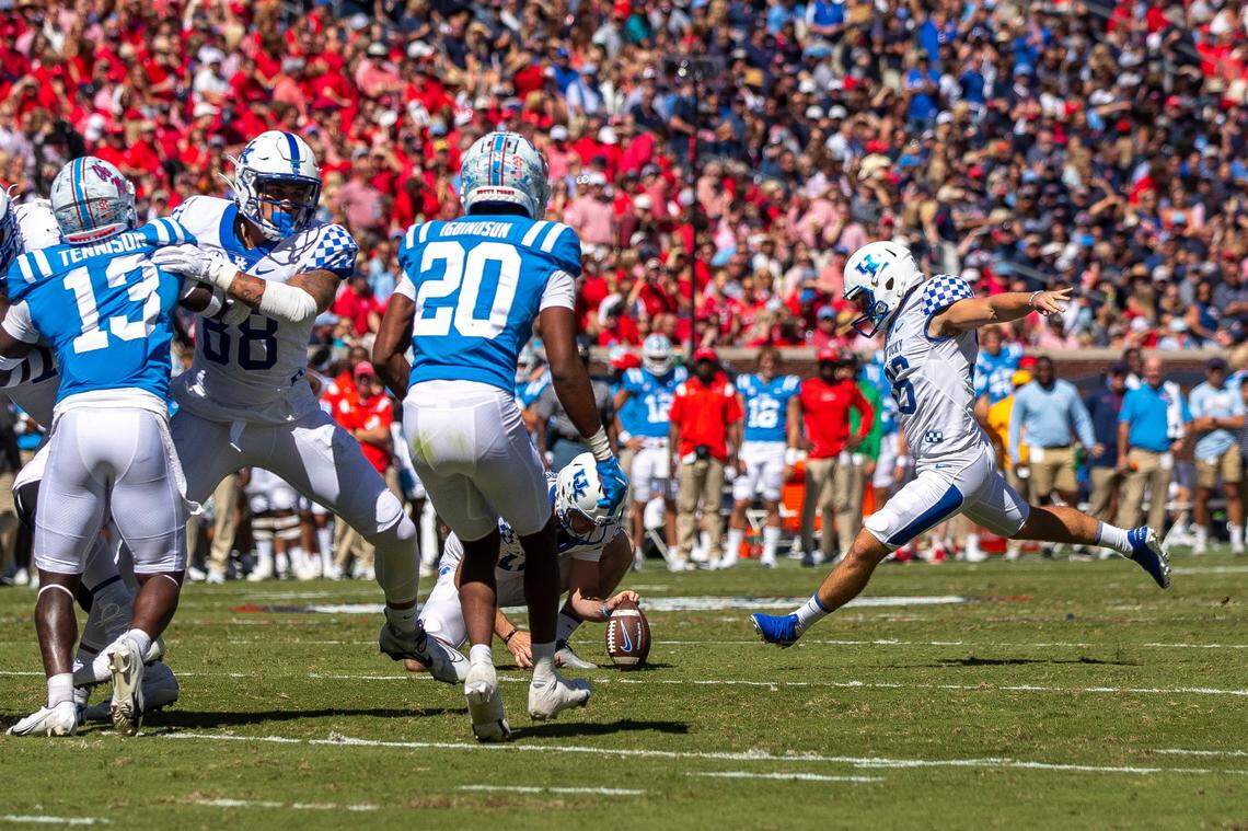 Kentucky kicker Matt Ruffolo missed a field goal and had an extra-point attempt blocked in UK’s 22-19 loss at Ole Miss.