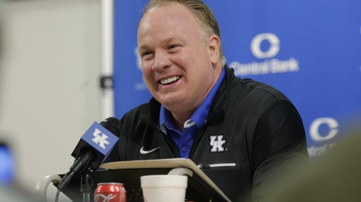 Kentucky Coach Mark Stoops signed one of the Wildcats’ best recruiting classes in recent years last week.