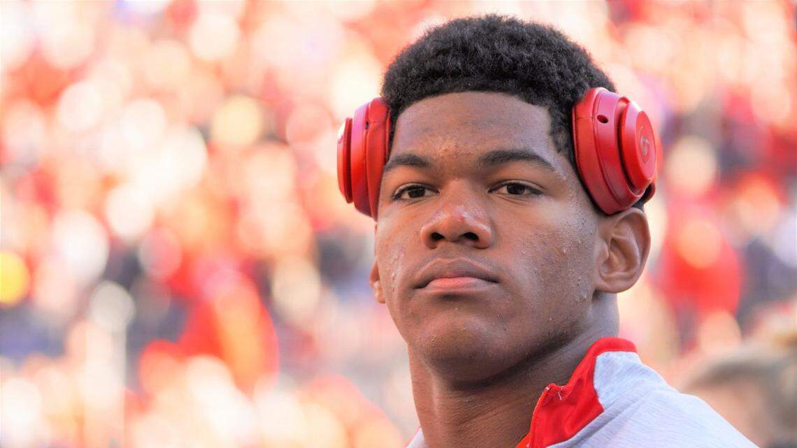 UK beats Michigan, Penn State for four-star edge rusher, continuing recruiting momentum