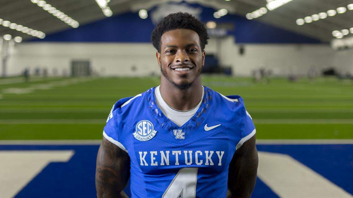 UK football injury report: Chip Trayanum out, but Josh Kattus available for SEC opener