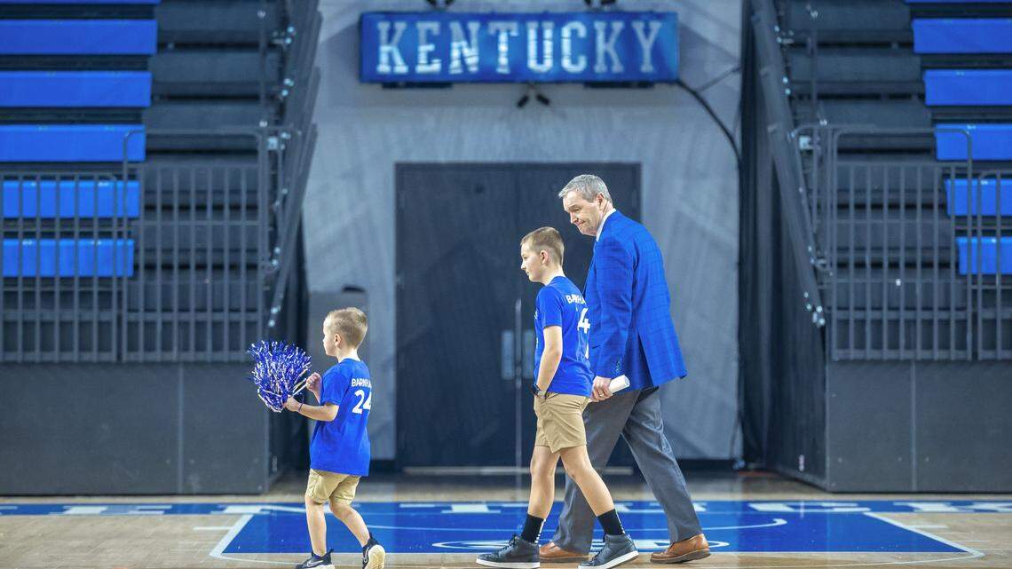 UK AD will stay out of replacement search: ‘They don’t need Mitch Barnhart 2.0’