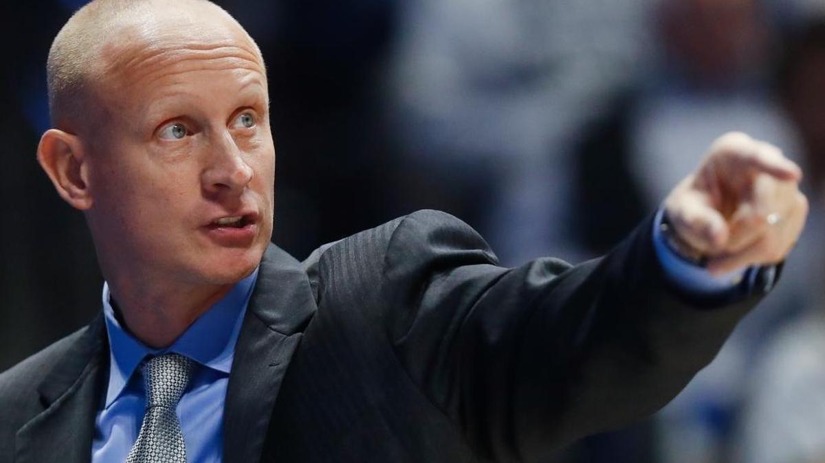 Xavier’s Chris Mack will be named Louisville’s new head coach on Wednesday, according to several media reports Tuesday.