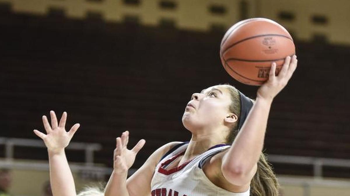 Lafayette's Kiara Pankins (22) shot against Western Hills last March. The senior forward had 13 points and 11 rebounds in Thursday’s win over Bryan Station. Her teammate Caroline Bennett had a game-high 21 points.