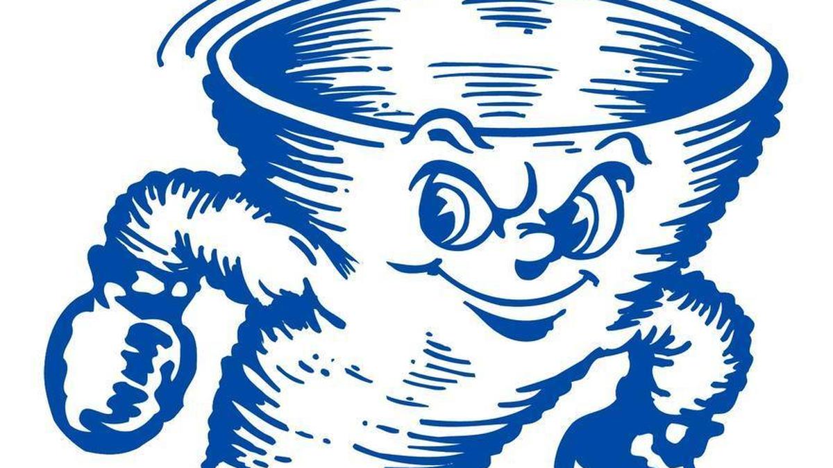 Paducah Tilghman football coach Steven Duncan announced his retirement from coaching on Friday after suffering a mild stroke earlier in the week.