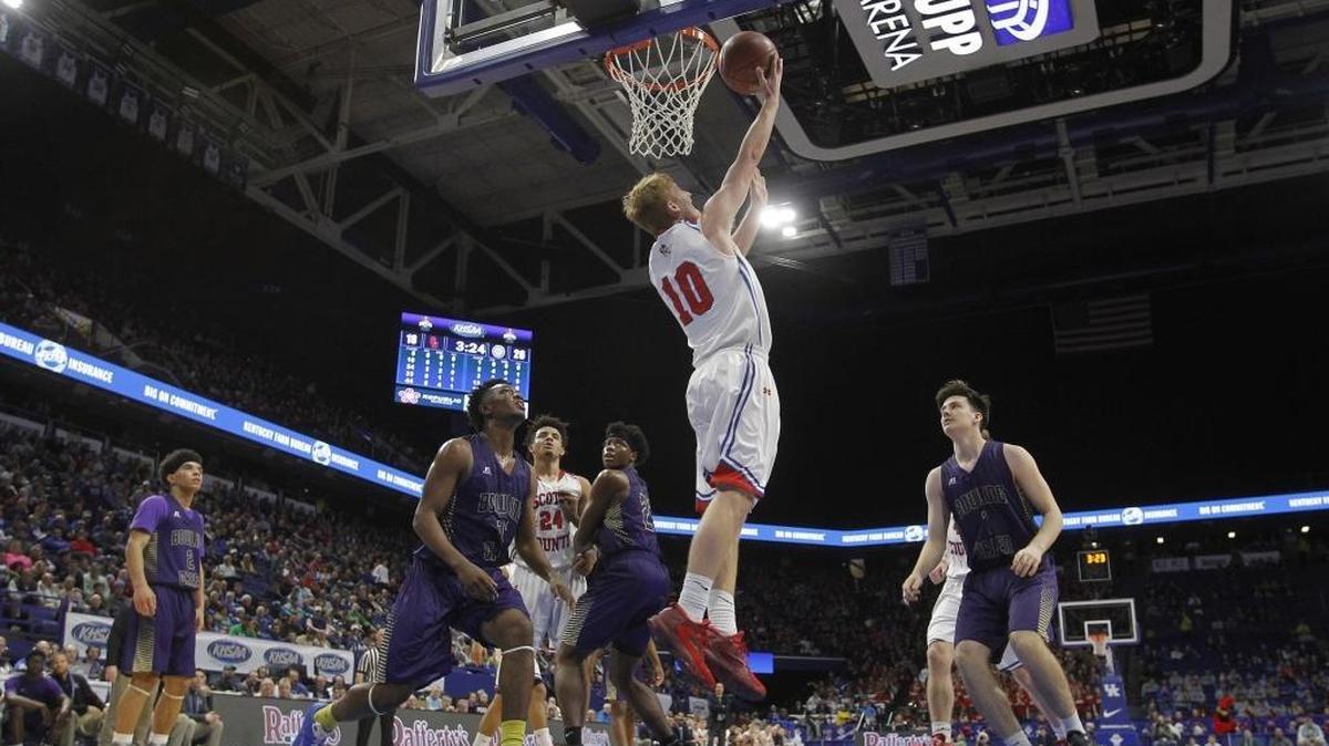 Scott County’s Cooper Robb put up a shot against Bowling Green during the quarterfinals of the Sweet Sixteen in Rupp Arena on Friday.