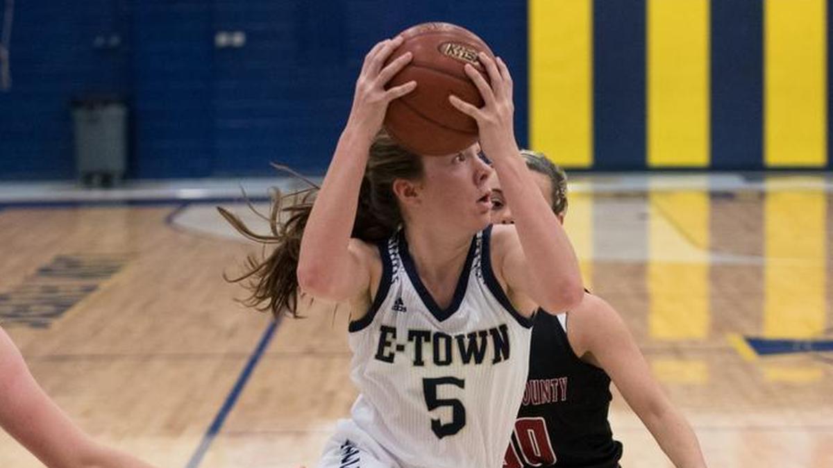 Elizabethtown's Whitney Hay (5). Elizabethtown defeated Harlan County 65-46 in Franklin County High School gym on Saturday Jan. 6, 2018 in Frankfort, Ky.