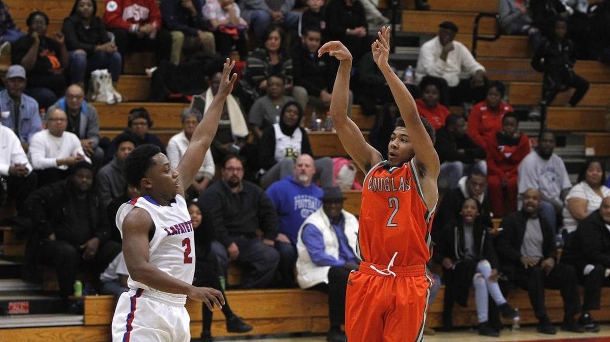 Frederick Douglass' Nate Mack shoots against Lafayette at Lafayette High School gymnasium in Lexington, Ky., Friday, December 15, 2017.