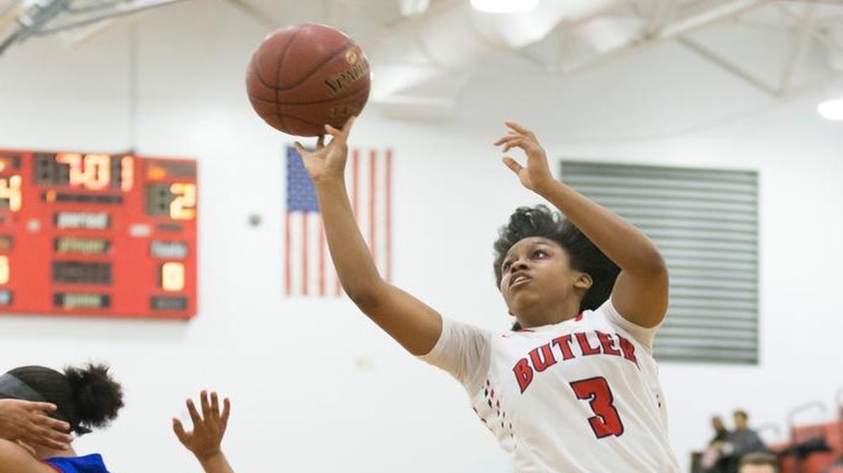 Butler guard Breia Torrens (3) went in for a layup against Mercer County.