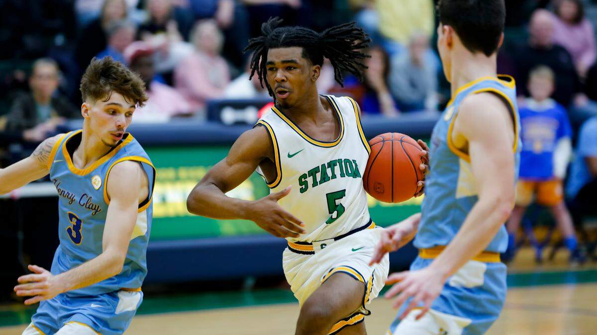 Bryan Station’s Amari Owens (5) averaged 22.5 points and 4.2 rebounds per game this season.