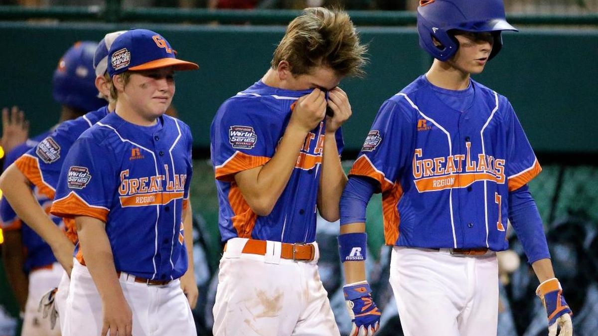 Bowling Green’s Isaiah Head, left, Spencer Newman, center, and Tate Hanks lined up to shake hands after the team's 8-4 loss to Goodlettsville, Tenn., in the Little League World Series in South Williamsport, Pa., on Thursday.