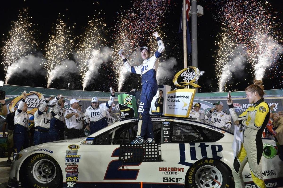 Brad Keselowski celebrated in Victory Lane at Kentucky Speedway after winning the 2016 Quaker State 400 at Sparta. Keselowski also won the Quaker State 400 in 2012 and 2014.
