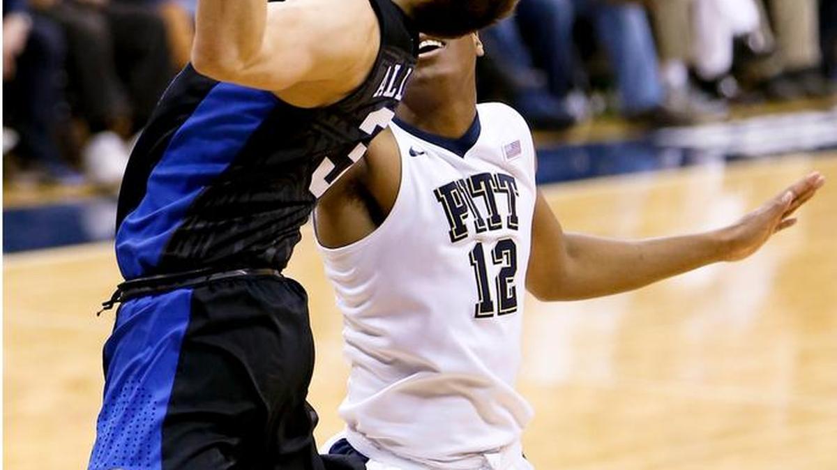 Duke’s Grayson Allen, left, tried to shoot after getting fouled by Pittsburgh’s Chris Jones during the second half.