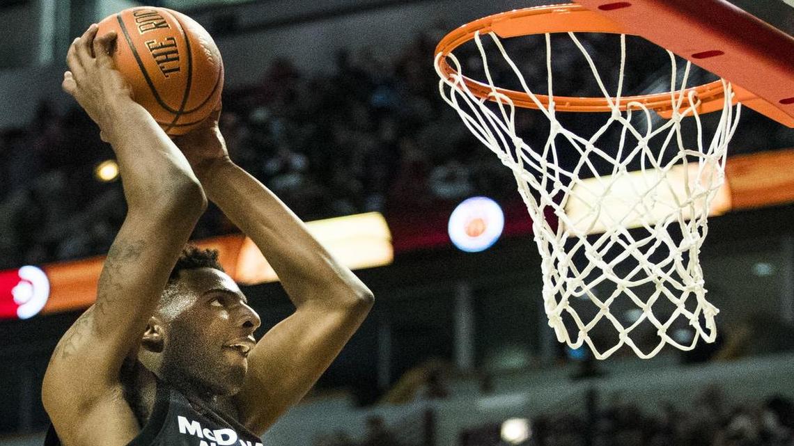 Mitchell Robinson didn't play college basketball last season, and instead took the time to prepare on his own for the NBA Draft.