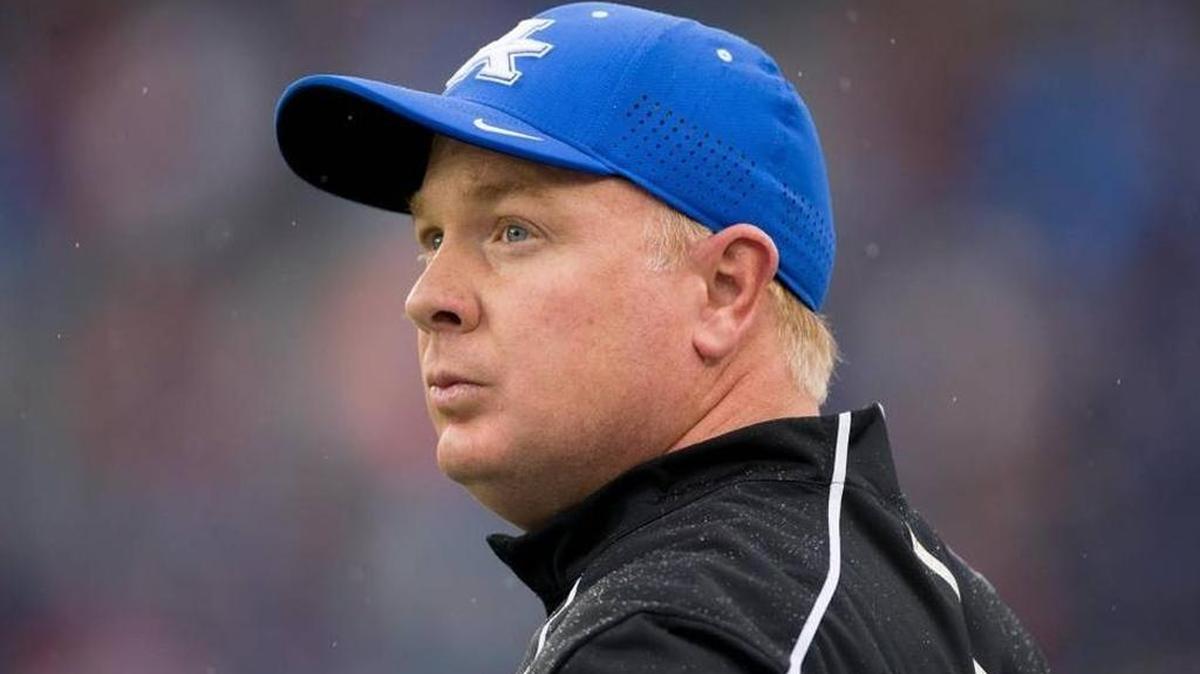 Kentucky head coach Mark Stoops, shown here during UK’s 38-24 loss to Louisville last season, enters his fourth season as head coach with a 12-24 record.