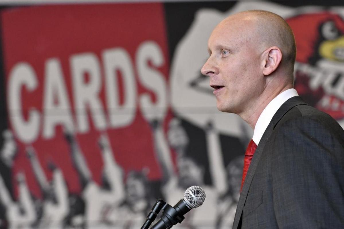 Is Chris Mack the Louisville coach who can finally reverse the hold Kentucky has long had on the modern men’s basketball rivalry between the Wildcats and Cardinals?