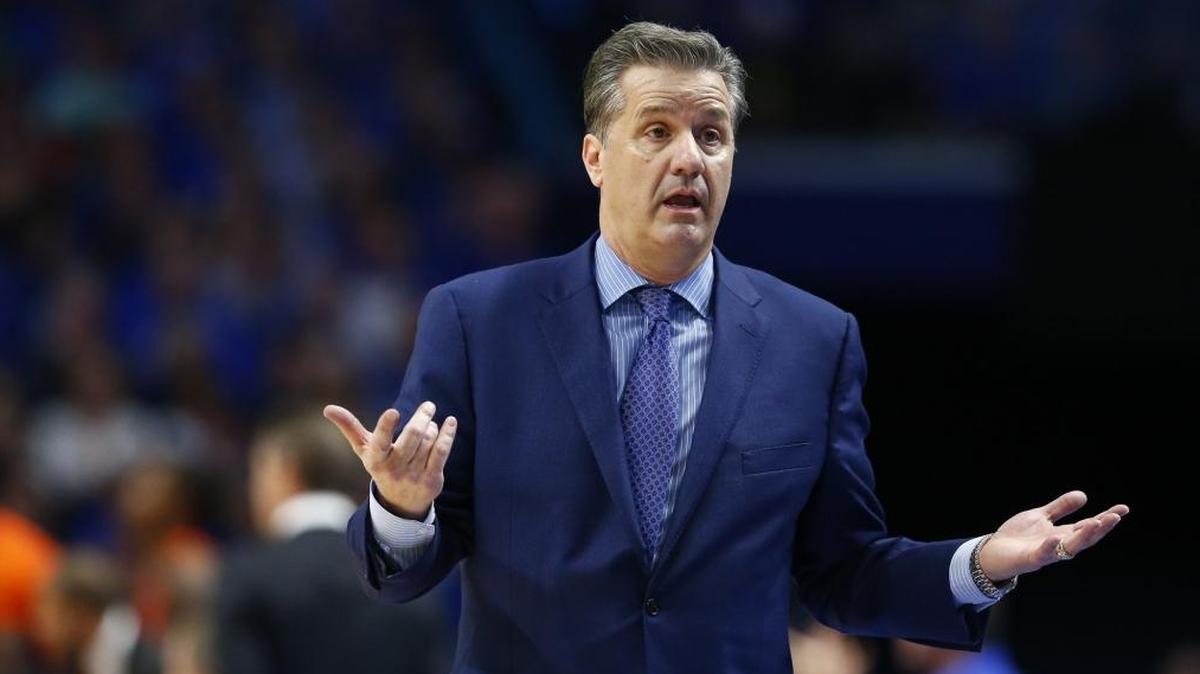 Kentucky head basketball coach John Calipari reacts during his team’s 66-64 loss to the Florida Gators at Rupp Arena in Lexington, Ky., Saturday, Jan. 20, 2018.