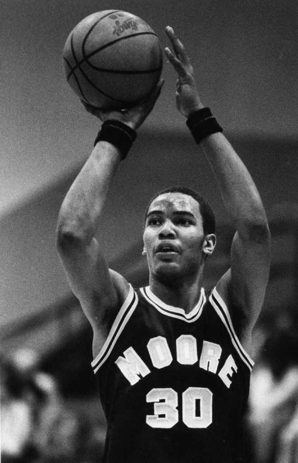 Moore High School’s Manuel Forrest was originally chosen Kentucky’s 1981 Mr. Basketball, but gave up the honor in order to play in the Derby Festival Classic All-Star Game. Cawood’s Phil Cox became Mr. Basketball instead. This weekend, both Forrest and Cox will be enshrined in the Kentucky High School Basketball Hall of Fame in Elizabethtown.