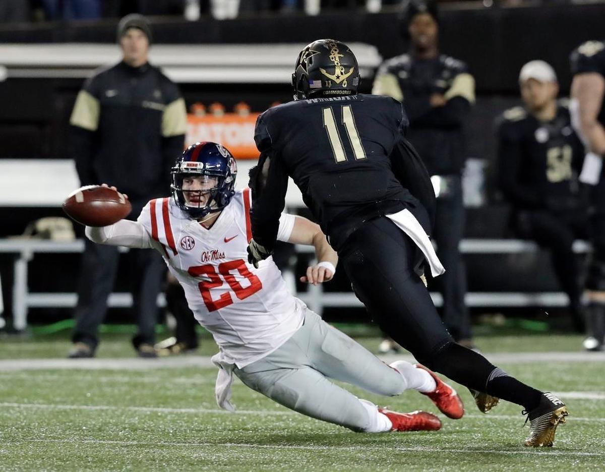 Vanderbilt outside linebacker Charles Wright (11) is tied for the SEC lead with Auburn’s Jeff Holland in quarterback sacks with eight.
