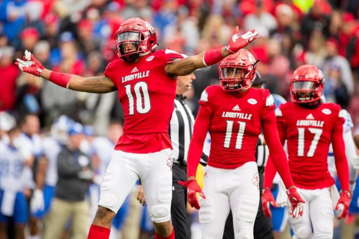Louisville star cornerback Jaire Alexander celebrated after intercepting a Stephen Johnson pass in the first half of last season’s Kentucky-Louisville game. UK went on to upset the No. 11 Cardinals 41-38 at Papa John’s Cardinal Stadium.