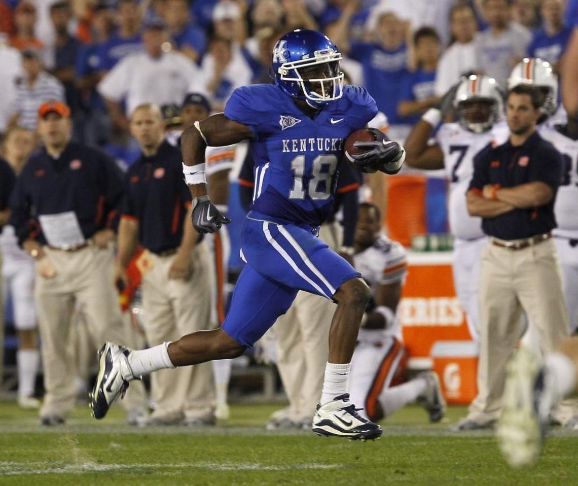 Wearing No. 18, Randall Cobb became an Associated Press First Team All-American for Kentucky in 2009 as an all-purpose player.