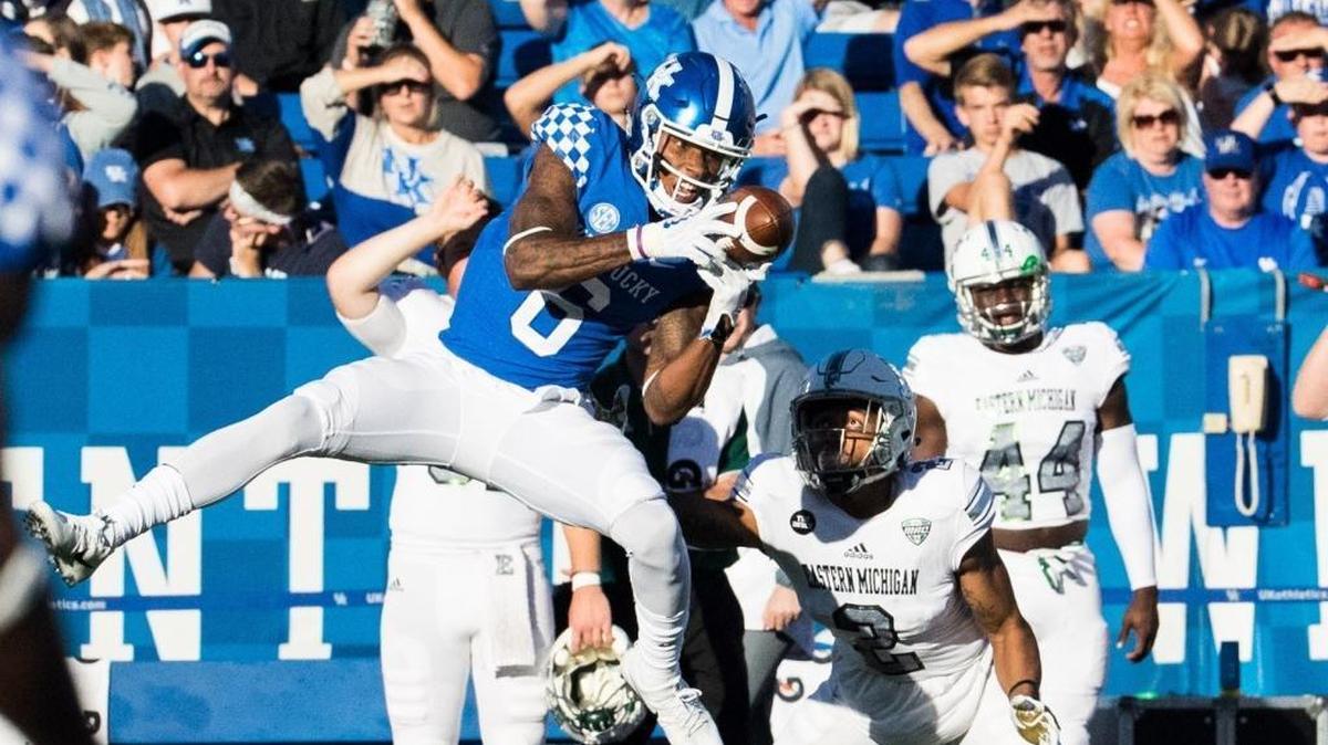 Kentucky cornerback Lonnie Johnson defended a pass in UK’s 24-20 victory over Eastern Michigan last season at Kroger Field. Starting with UK’s 2018 opener against Central Michigan, the Wildcats are scheduled to play 11 games against Mid-American Conference teams over the next seven seasons.