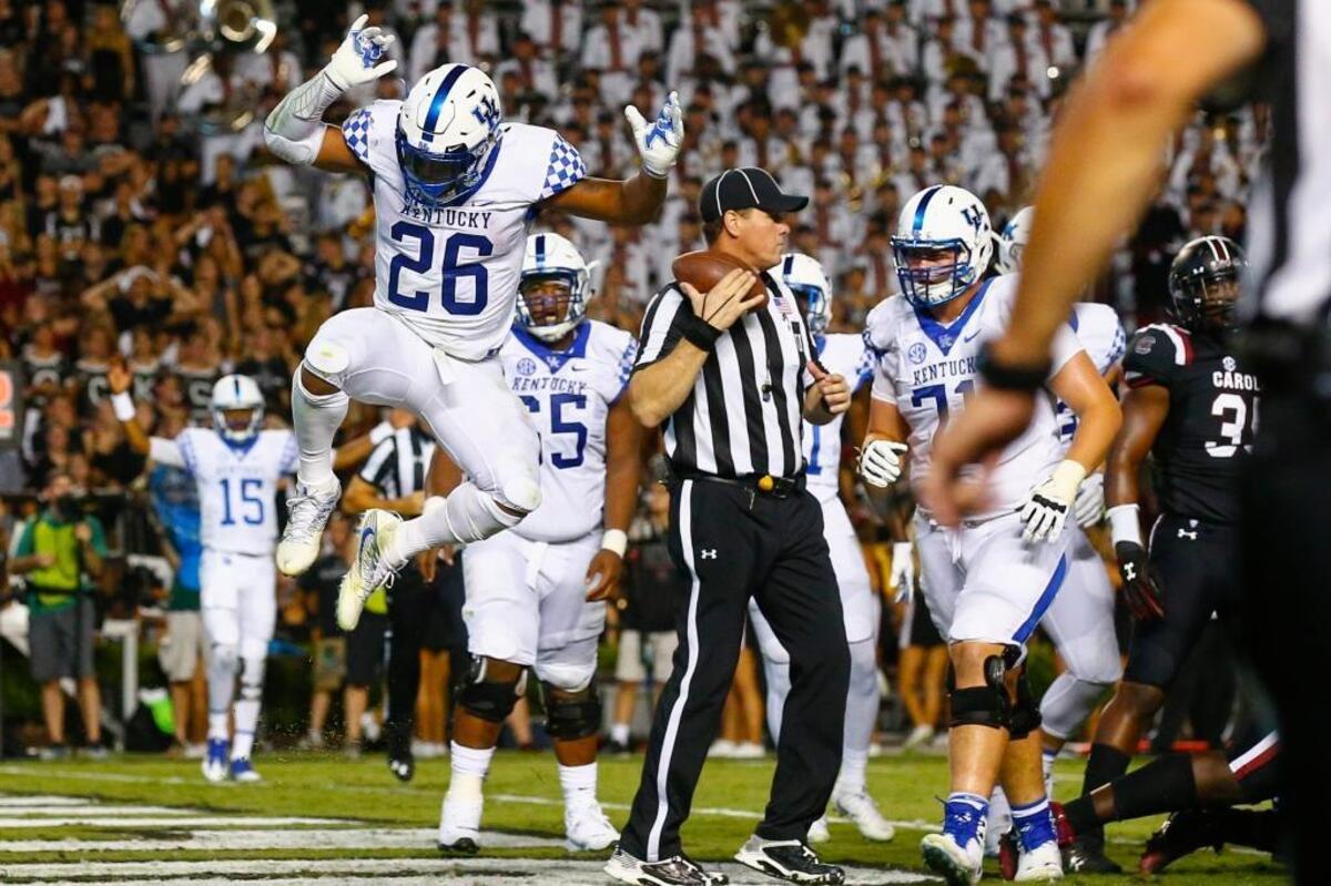 Kentucky running back Benny Snell Jr., No. 26, clicks his heels in celebration following a touchdown during UK’s 23-13 win at South Carolina last Saturday. The UK sophomore has two-straight 100-plus-yards rushing games going into Saturday night’s matchup with Florida.
