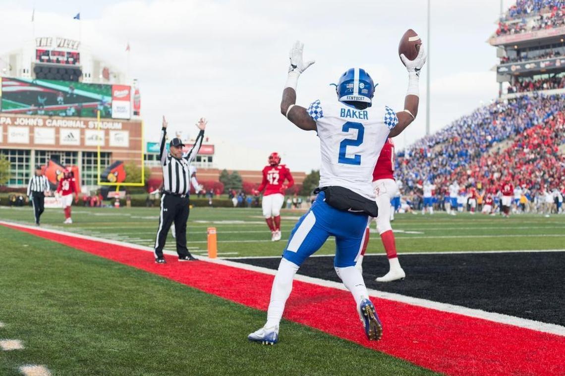 Kentucky wide receiver Dorian Baker celebrated a touchdown catch that put the Wildcats ahead of archrival Louisville in last season’s 41-38 upset of the No. 11 Cardinals. Baker suffered a fracture-dislocation in his left ankle Saturday in a UK preseason scrimmage and may be out for the entire 2017 season.