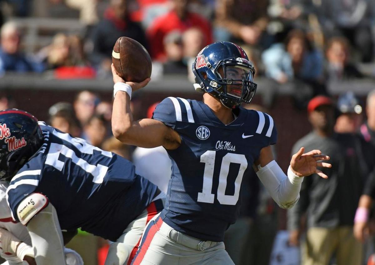 In his first start in place of the injured Shea Patterson, Mississippi quarterback Jordan Ta’amu completed 20 of 30 passes for 368 yards and ran for 76 yards and two TDs.