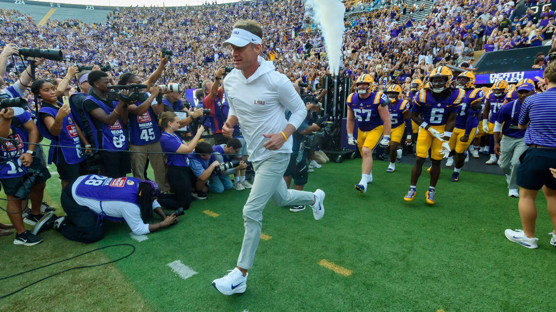 Are Ole Miss fans angrier at Lane Kiffin than the BBN was at Rick Pitino?