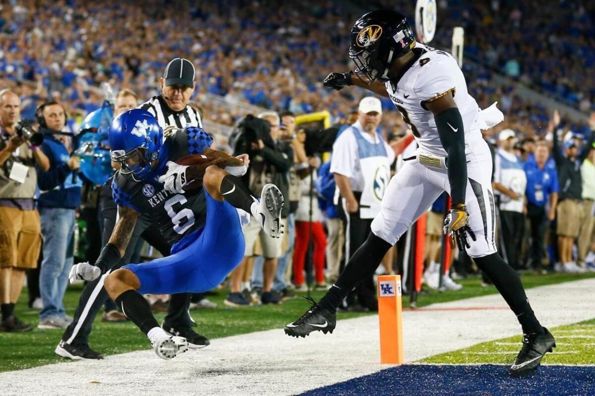 Kentucky senior wide receiver Blake Bone, No. 6, scored a touchdown against Missouri in the Wildcats’ 40-34 win over the Tigers on October 7th.