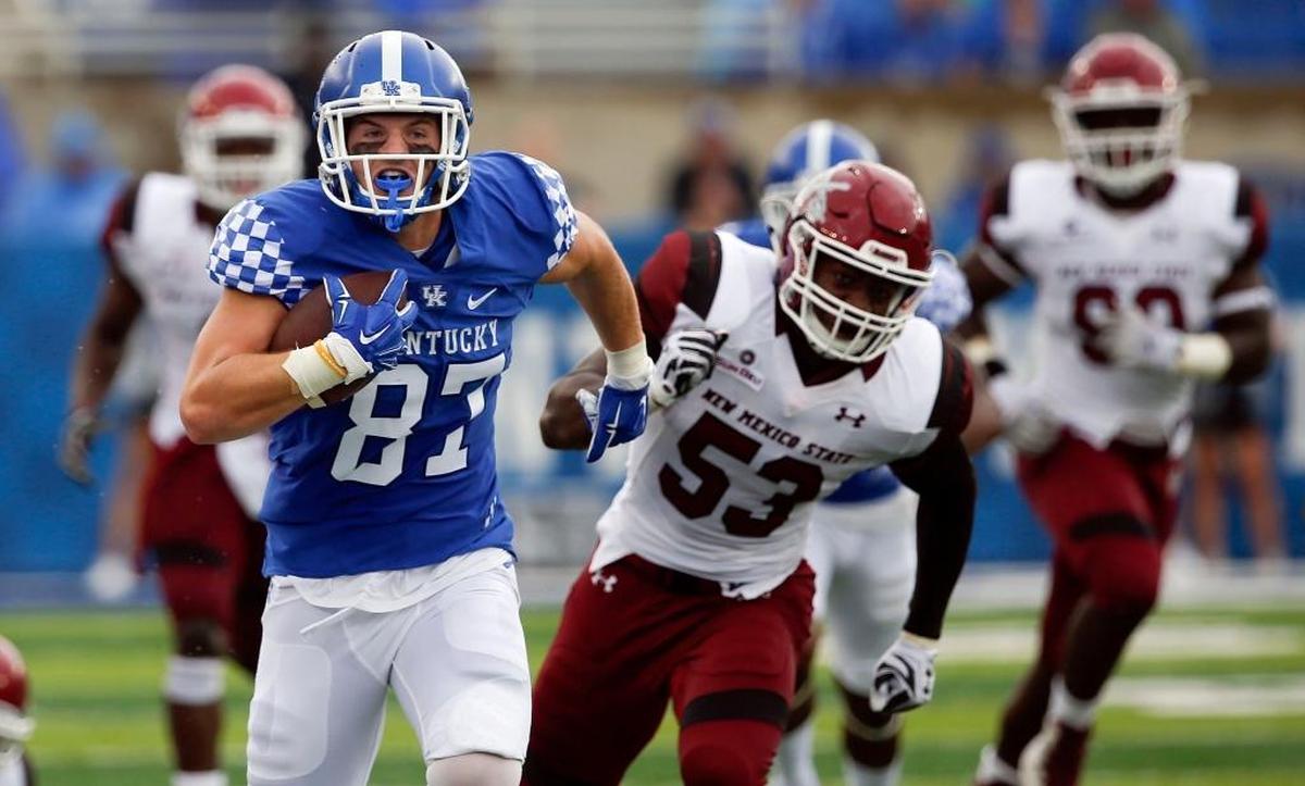 Kentucky tight end C.J. Conrad, No. 87, leads the Wildcats in receptions (five) and touchdown catches (two) in 2017.