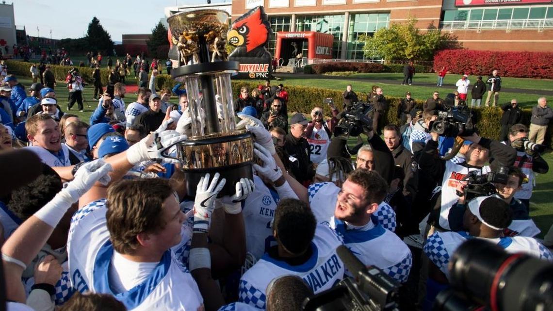 The Kentucky Wildcats hoisted the Governor’s Cup after they stunned No. 11 Louisville 41-38 last year to snap a five-game losing streak against the Cardinals.