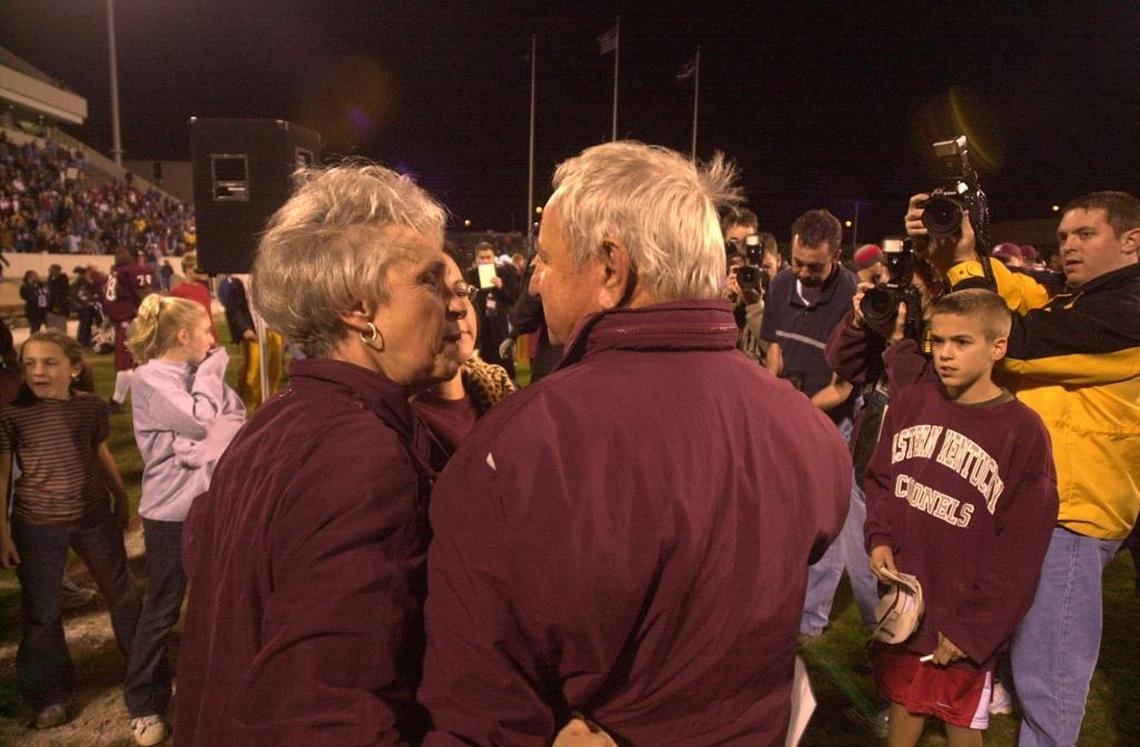 Roy Kidd with his wife Sue, left, in 2002 after the iconic Eastern Kentucky football coach’s final game as Colonels head man in the stadium that bears his name.