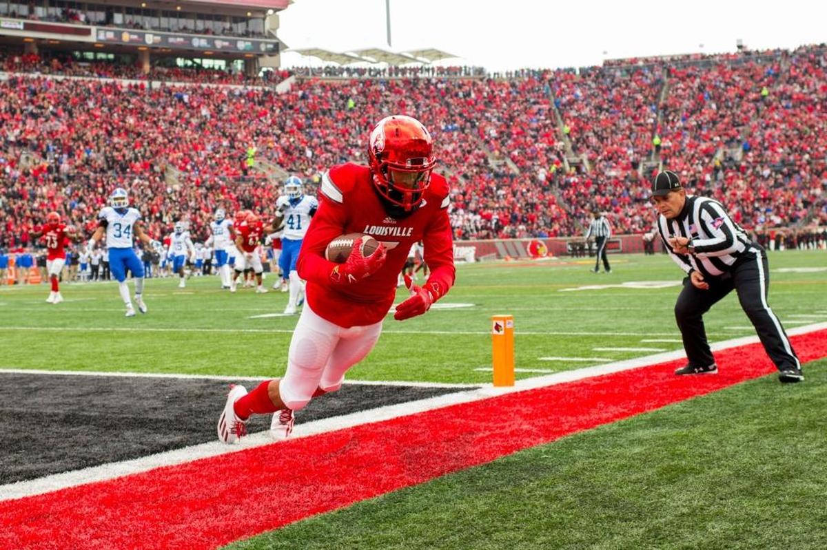 After playing wide receiver for Louisville last season, ex-Trinity High School star Reggie Bonnafon is moving to running back in 2017. As a true freshman in 2014, Bonnafon was the starting quarterback for U of L against UK.