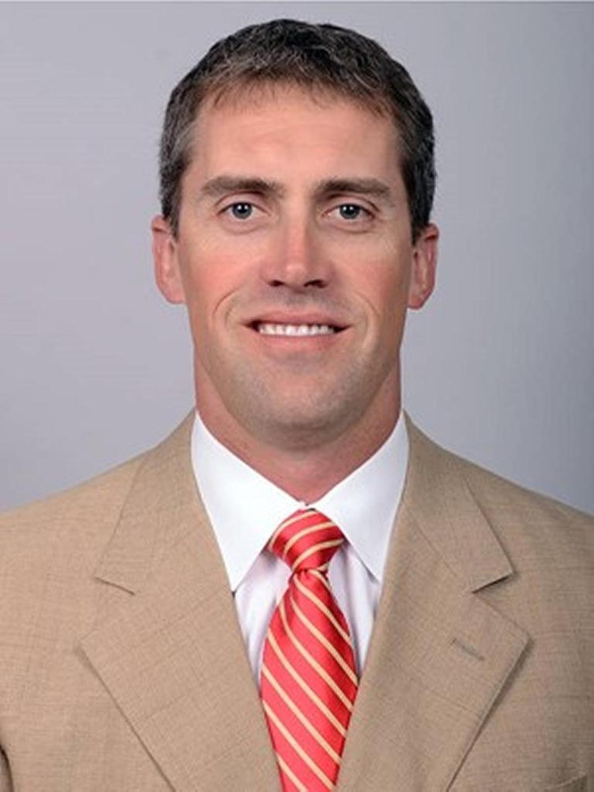 After Kentucky put 41 points and 581yards of total offense on the Louisville defense in upsetting the Cardinals in 2016, Louisville Coach Bobby Petrino hired ex-Mississippi State defensive coordinator Peter Sirmon to replace Todd Grantham as Cardinals DC.